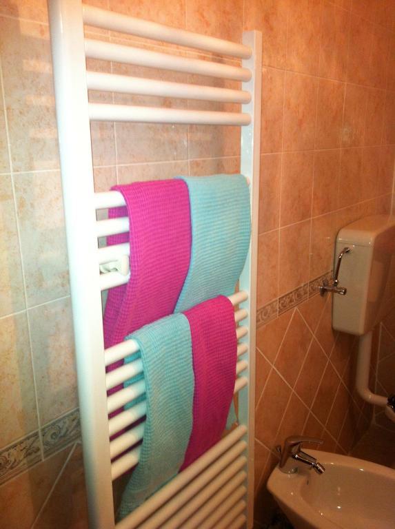 Dimora San Sebastiano Bed and Breakfast Neive Exteriör bild