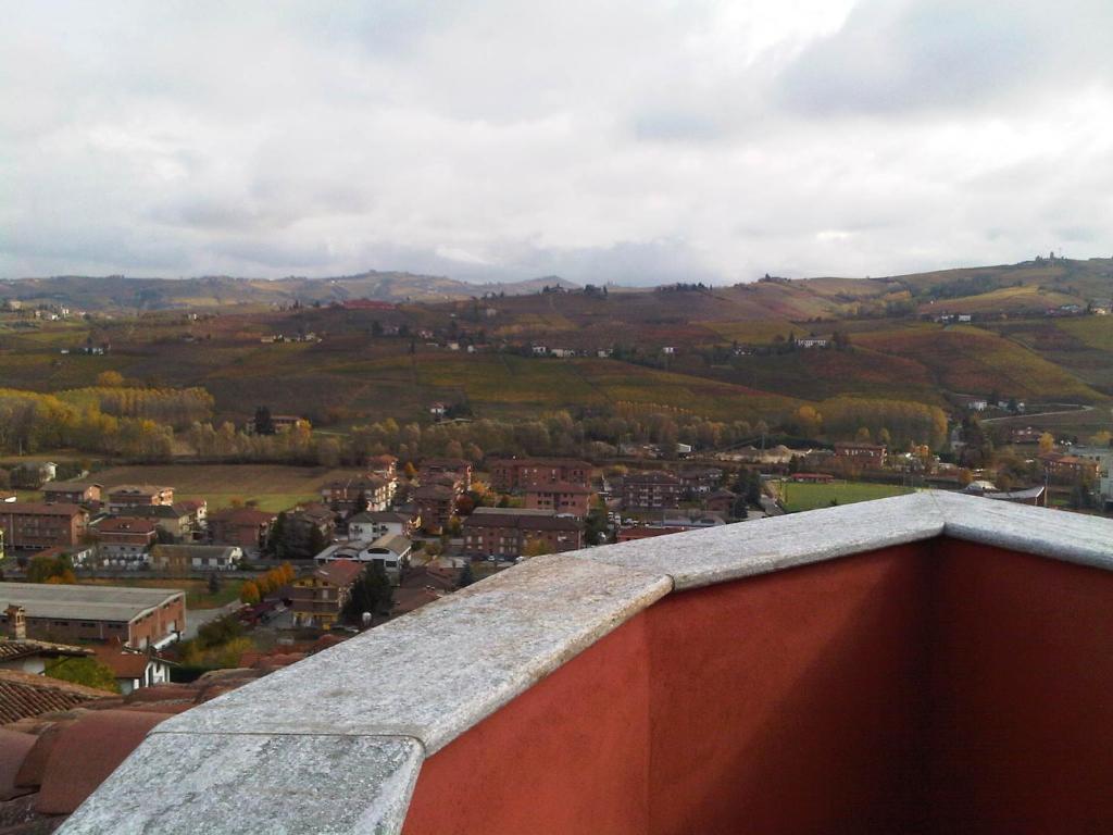 Dimora San Sebastiano Bed and Breakfast Neive Exteriör bild